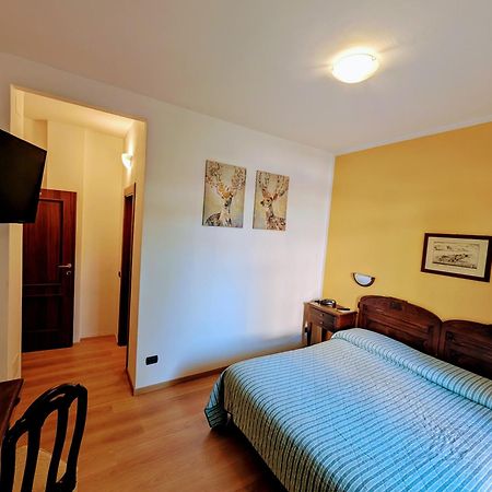 Hotel La Locanda Стреза Экстерьер фото
