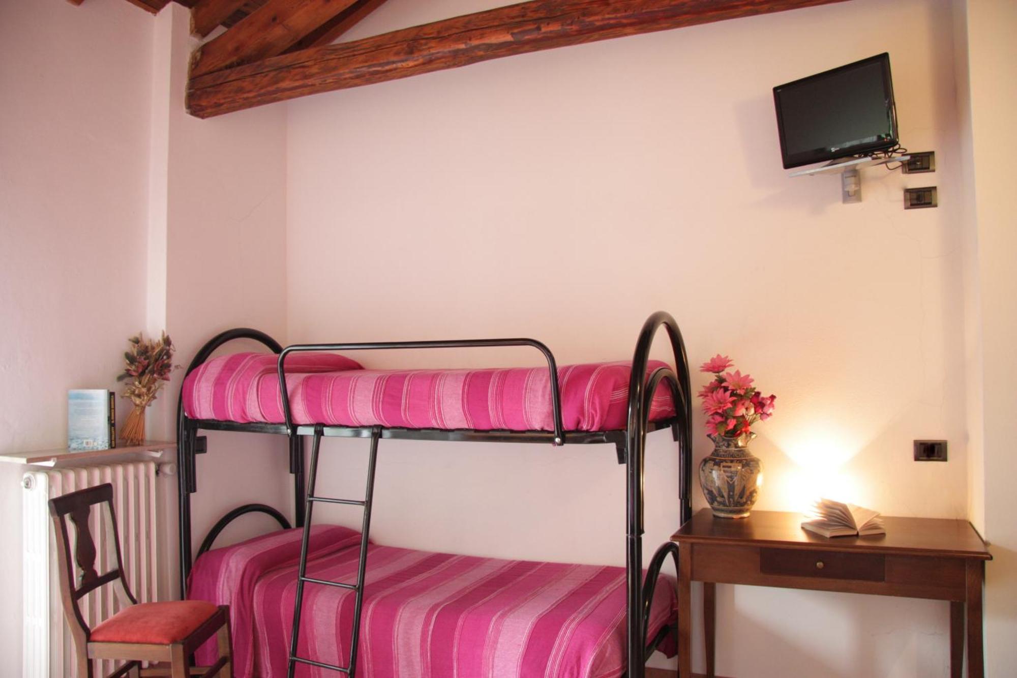 Hotel La Locanda Стреза Экстерьер фото