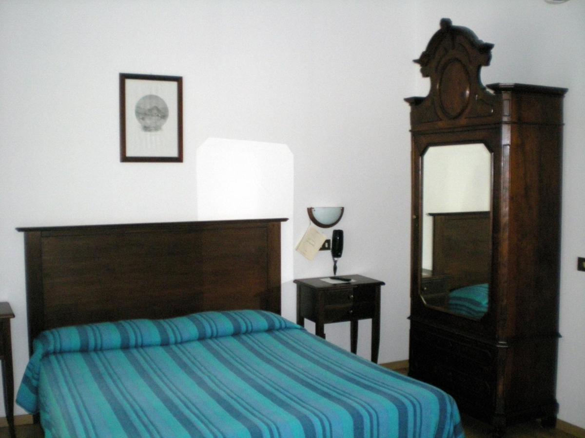 Hotel La Locanda Стреза Номер фото